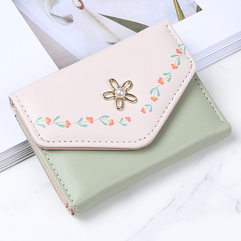 Outlet Pricilla wallet, Handmade floral embroidered wallet.